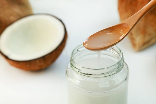 Coconut oil for bacterial vaginosis